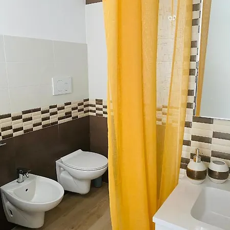 Donna Filomena アパート モノーポリ